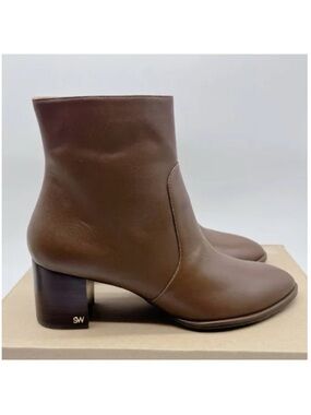 Stuart Weitzman Ryland 60 Zip 
women Leather Booties size 9 NEW 
Color: Brown